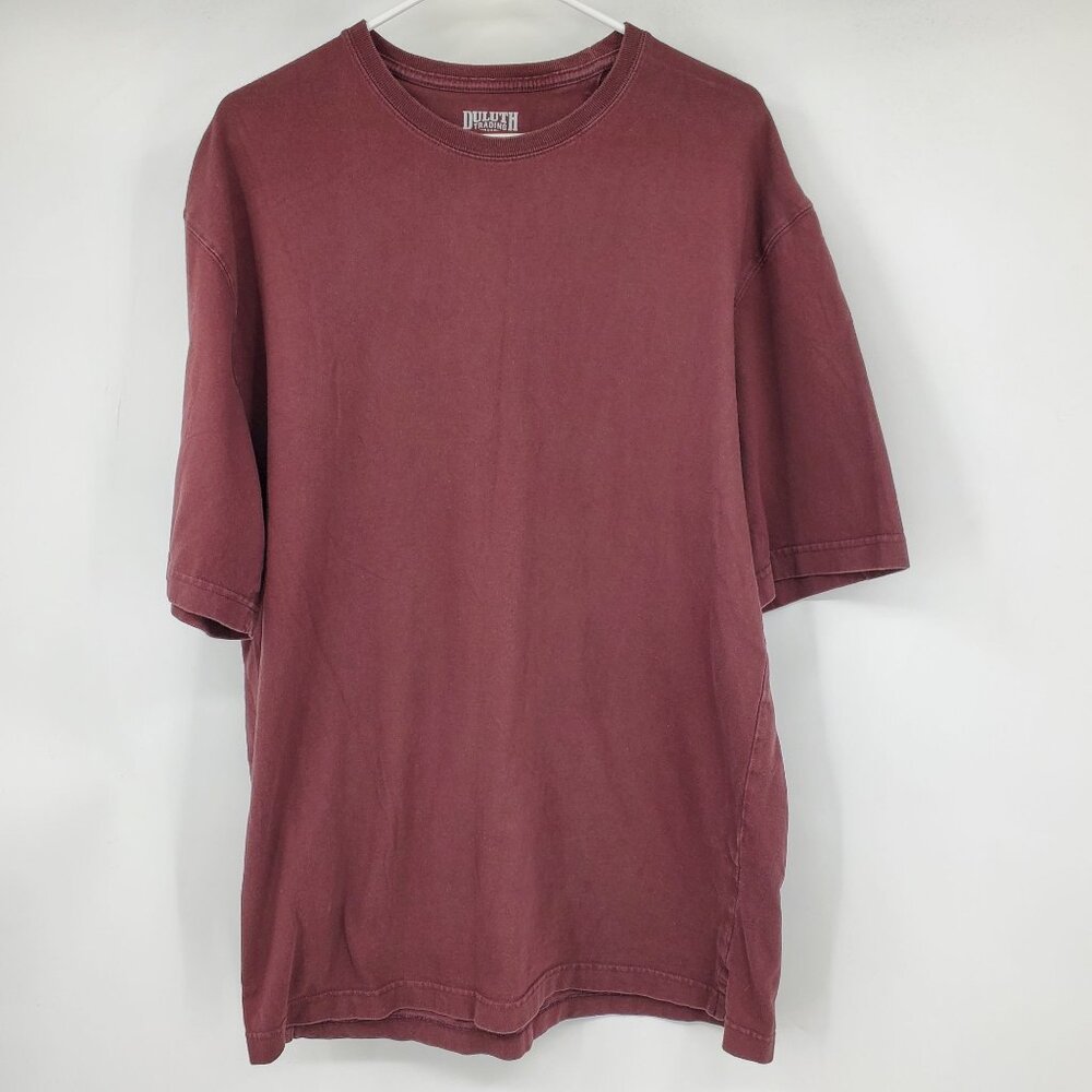 Duluth Trading‎ Co Relaxed Fit Longtail T Burgundy Short Sleeved Shirt Medium